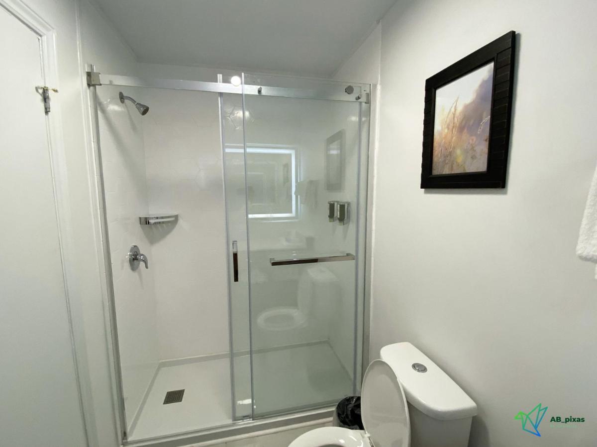 Glengarry Extended Stays Truro Exteriör bild