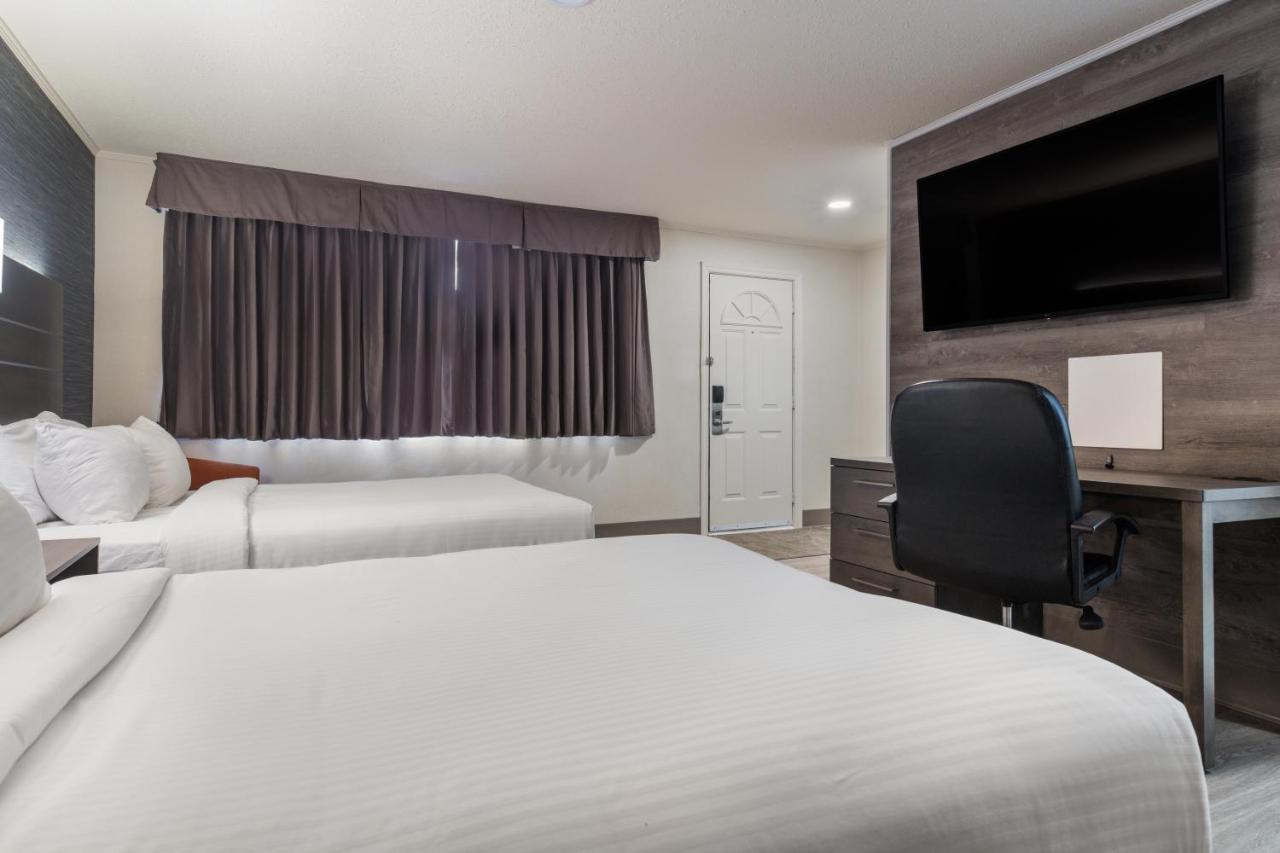 Glengarry Extended Stays Truro Exteriör bild