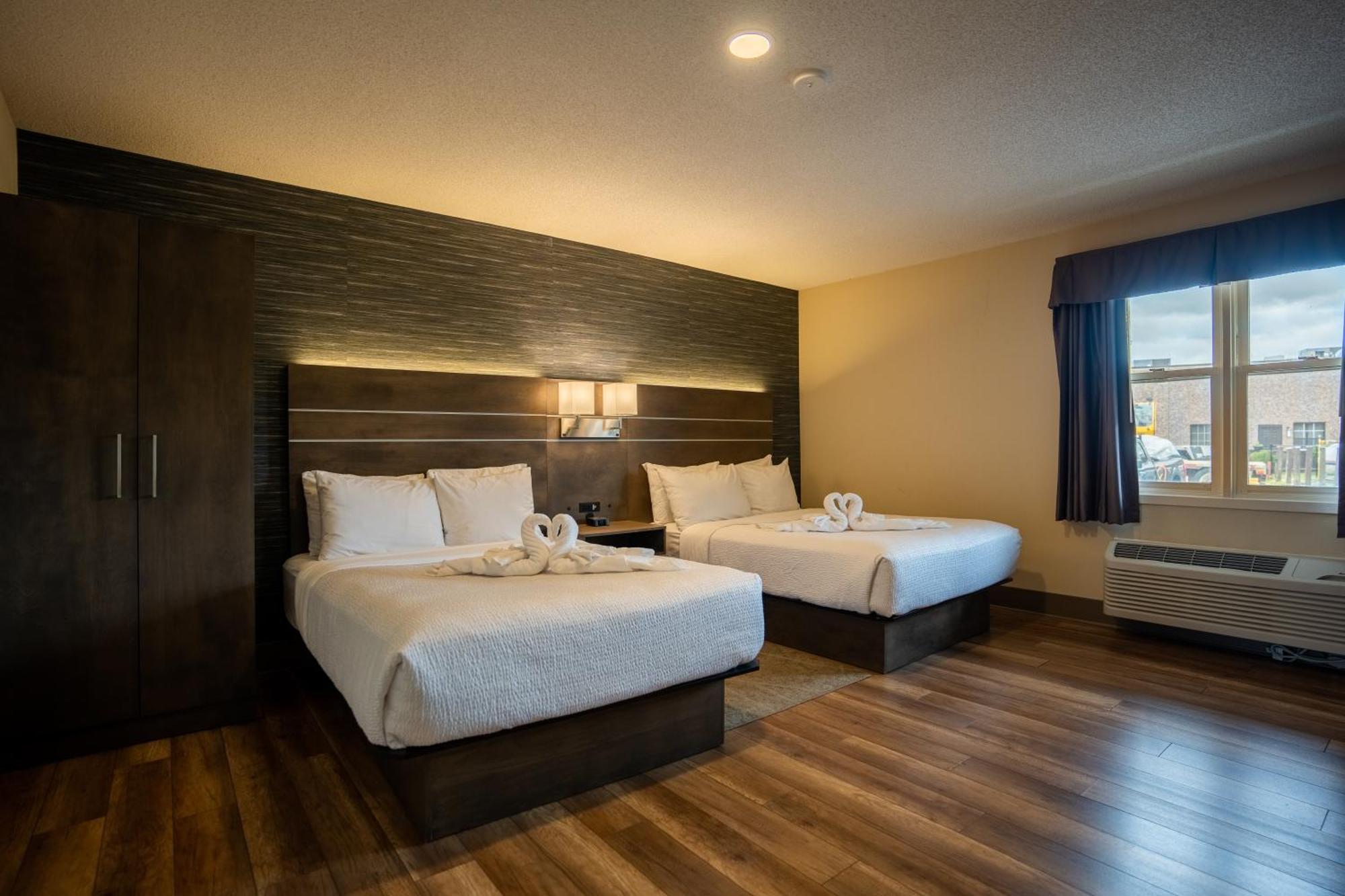 Glengarry Extended Stays Truro Exteriör bild