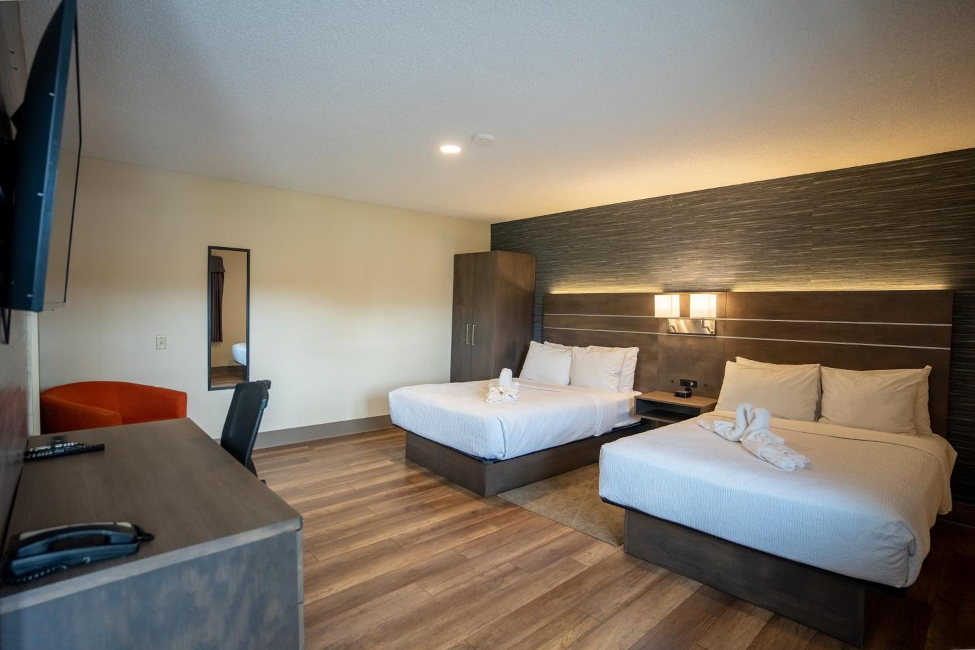 Glengarry Extended Stays Truro Exteriör bild